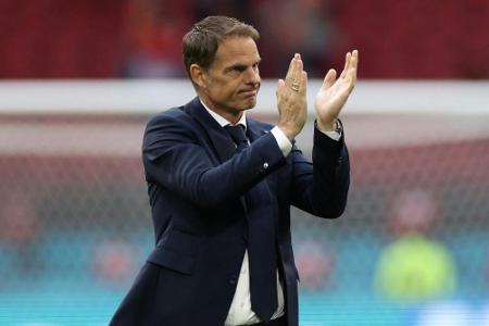 De Boer lässt System-Frage offen - Rückkehr zu 4-3-3 