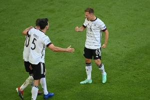 FanQ-Blitz-Umfrage: 84,2 Prozent glauben an Achtelfinale der DFB-Elf