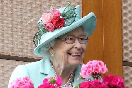 Am fünften Tag des Pferderennens Royal Ascot stand auch Queen Elizabeth II. an der Rennbahn.
