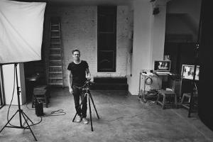 Bryan Adams fotografiert den neuen Pirelli-Kalender