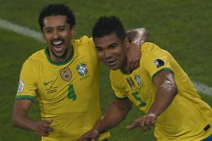 Copa: Brasilien mit Köpfchen gegen Kolumbien zum Gruppensieg