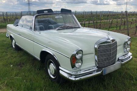 Mercedes-Benz 300 SE