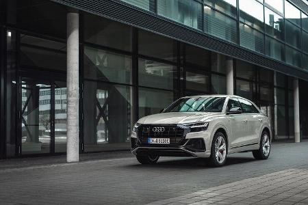 Mehr gibt die die Lithium-Ionen-Batterie unter dem Gepäckraum mit 17,9 kWh nicht her, aber das reicht für die Halbierung der...