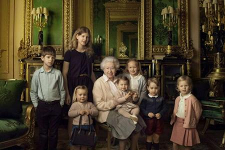 Insgesamt hat Queen Elizabeth II. nun elf Urenkel.