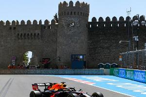Verstappen Schnellster zum Auftakt in Baku