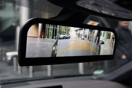 BMW CES 2016 Rückspiegel Kamera i8