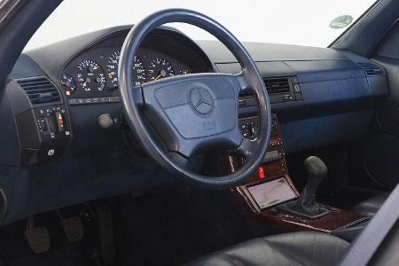 Mercedes-Benz 300 SL-24 R129 (1992)