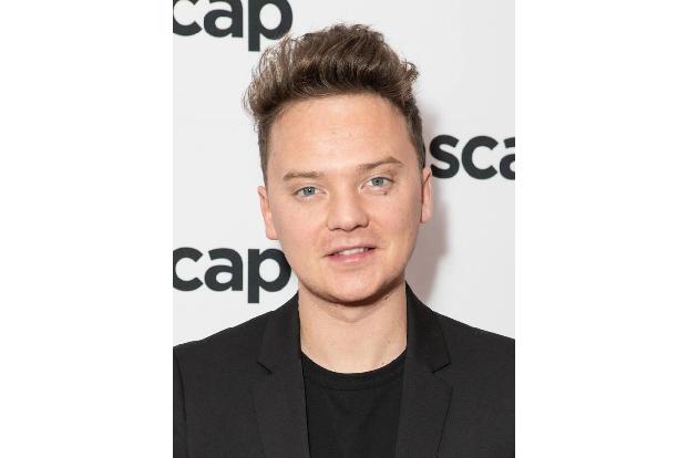 Conor Maynard kam mit dem Schrecken davon: Vor zwei Wochen wurden der Sänger und sein Manager in einem Uber-Minicar in der b...