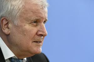 Fußball-EM: Seehofer setzt sich für Ausnahme bei Einreiseregeln ein