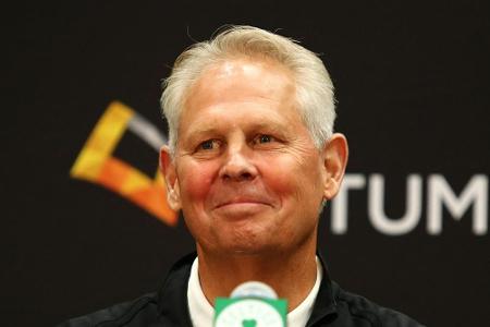 Celtics-Legende Ainge hört als Präsident auf - Trainer Stevens wird Nachfolger Celtics-Legende Ainge hört als Präsident auf - Trainer Stevens wird Nachfolger