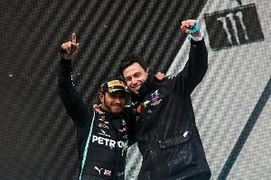 Wolff: Vertragsgespräche mit Hamilton in der "heißen Phase"