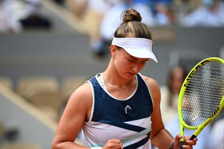 Krejcikova feiert bei den French Open ersten Grand-Slam-Sieg Krejcikova feiert bei den French Open ersten Grand-Slam-Sieg