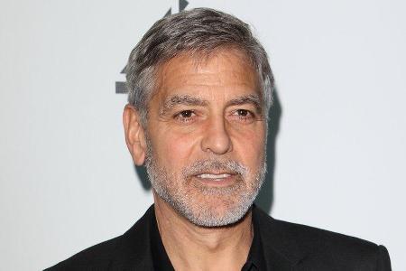 George Clooney setzt sich für unterprivilegierte Schüler ein.