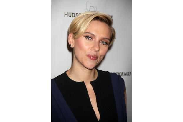 05 Scarlett Johansson.jpg