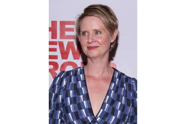 Cynthia Nixon erhielt 2006 nach einer Mammographie im Alter von 40 Jahren die Diagnose Brustkrebs. Sie unterzog sich einer O...