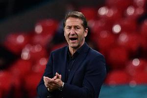 Österreich: WM-Hoffnung bleibt, Foda wackelt