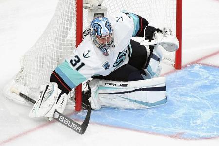 NHL: Grubauer verliert zum Saisonauftakt NHL: Grubauer verliert zum Saisonauftakt