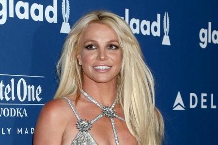 Britney Spears (38, 