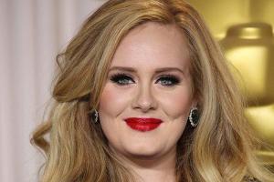 Fans sind begeistert: Adele lässt ihren neuen Song erklingen