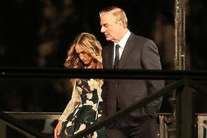 "And Just Like That...": Carrie und Mr. Big in der Stadt der Liebe