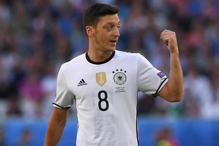 Mesut Özil - 92 Einsätze