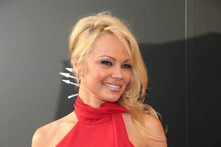 Pamela Anderson (50) steckte sich bei Ex-Mann Tommy Lee mit Hepatitis C an und lebte lange Zeit unentdeckt mit dieser Krankh...