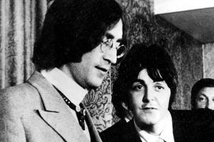 Ungewöhnliches Foto! Paul McCartney erinnert an John Lennon