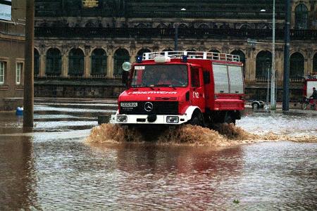 Hochwasser 2002_Dresden_imago50590870h.jpg