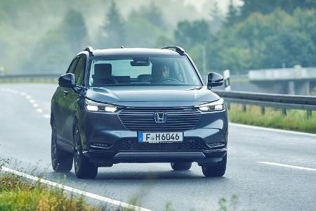 Als Basis für den HR-V dient die modifizierte Global Small Plattform, wobei Honda die Steifigkeit erhöht und die Aufhängung ...