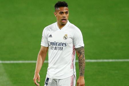 Keinen Deut besser geht es Mariano Díaz, der Madrid eigentlich längst verlassen sollte. Auch der 28-Jährige wurde als möglic...