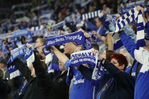 Schalke erhöht Stadion-Kapazität auf 56.617 Fans