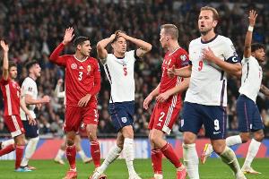 England nur Remis gegen Ungarn - Ausschreitungen auf den Rängen