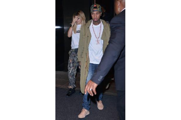 ...war jahrelang Rapper Tyga. Anfang 2017 trennte sich das junge Paar. Nach dem Liebes-Aus blieb Kylie ihrem Beuteschema tre...