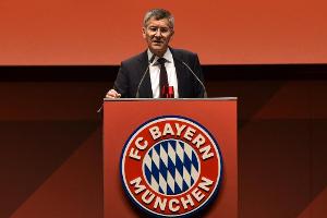 Bayern-Präsident Hainer: Lewandowski bleibt "definitiv" noch zwei Jahre