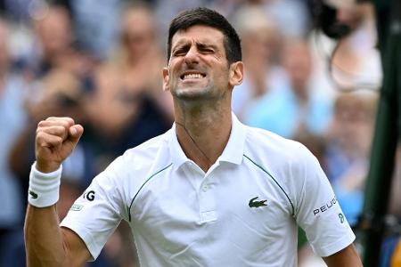 Wimbledon: Djokovic erreicht 50. Grand-Slam-Viertelfinale - auch Federer weiter Wimbledon: Djokovic erreicht 50. Grand-Slam-Viertelfinale - auch Federer weiter