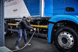 Europäisches Hochleistungsladenetz für Lkw
