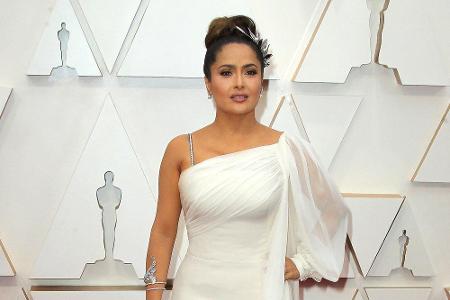 2019 zog eine kleine Eule in den Haushalt von Hollywood-Star Salma Hayek. Das Tier, das ursprünglich ein Geschenk für Eheman...