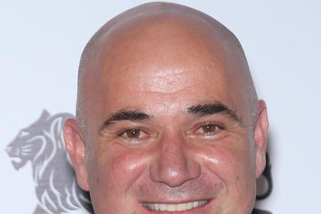 Eine radikale Veränderung gab es dagegen bei Ex-Tennis-Ass und Ehemann von Steffi Graf, Andre Agassi. Der war früher nicht n...