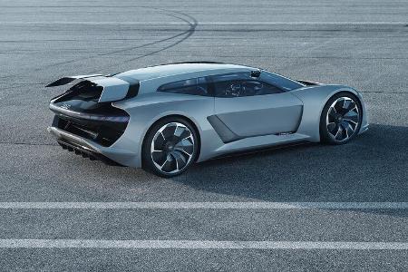 Das Heck des PB18 E-Tron erinnert einen Shooting-Brake.