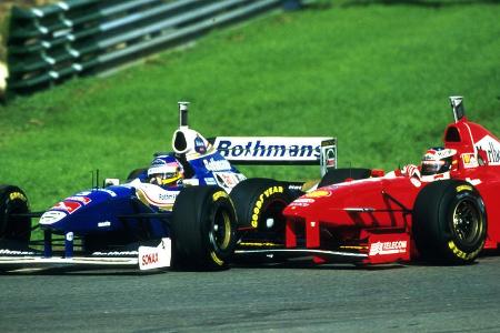 1997 sieht es so aus, als könnte Schumacher Ferrari endlich den ersehnten Titel bescheren. Der Kerpener reist als WM-Führend...