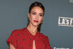Jessica Alba möchte ihr Verhältnis zu ihrer Tochter stets verbessern.