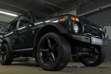 Lada Niva Bronto