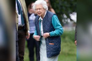 Queen Elizabeth II. macht es sich im Freizeit-Look bequem
