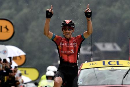 Teuns gewinnt erste Alpen-Etappe - Pogacar in Gelb Teuns gewinnt erste Alpen-Etappe - Pogacar in Gelb