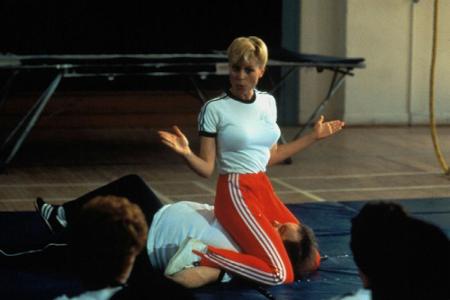 Die vollbusige Blondine Debbie Callahan, gespielt von Leslie Easterbrook (66) war die Sexbombe der 