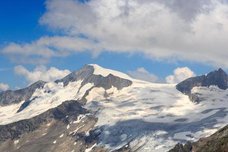 Der Name deutet es an: Der Großvenediger ist mit 3657 Metern der höchste Berg der Venedigergruppe und somit auch im Bundesla...