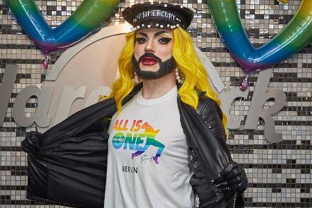 Bambi Mercury kämpft für mehr Toleranz und Offenheit. Bambi Mercury kämpft für mehr Toleranz und Offenheit.