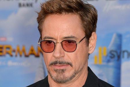Robert Downey Jr. sorgt für Wirbel auf Instagram. Robert Downey Jr. sorgt für Wirbel auf Instagram.