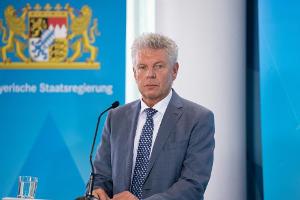 Reiter erneuert UEFA-Kritik: "Eine Grenze überschritten".