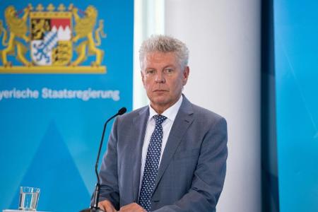 Reiter erneuert UEFA-Kritik: Reiter erneuert UEFA-Kritik: